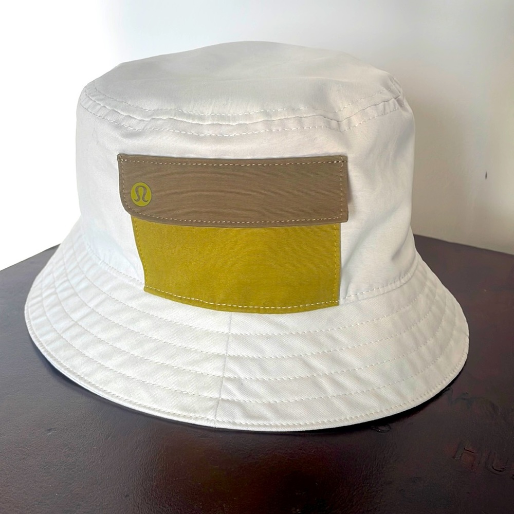 Like New- Lululemon Bucket Hat